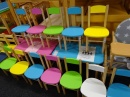 dětský barevný nábytek